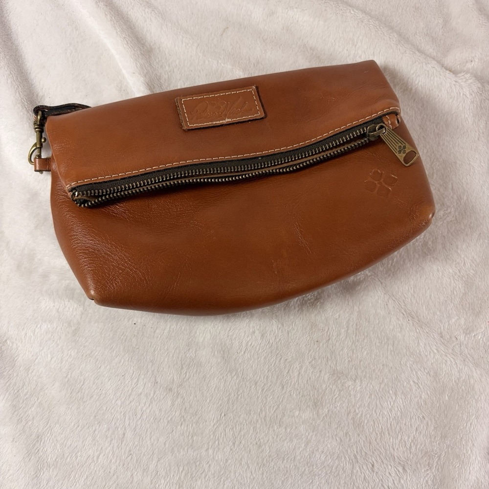 Patricia Nash VALERIE Leather Fold-Over Wristlet Clutch In Tan Color Classic EUC